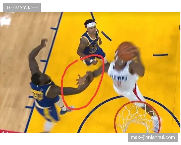 危险动作犯规判罚为何常引发误判与争议？