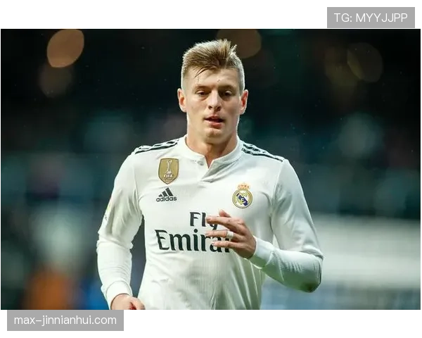 卡塞米罗与坎特防守覆盖模式的分化：拦截机制与转移逻辑的对比分析